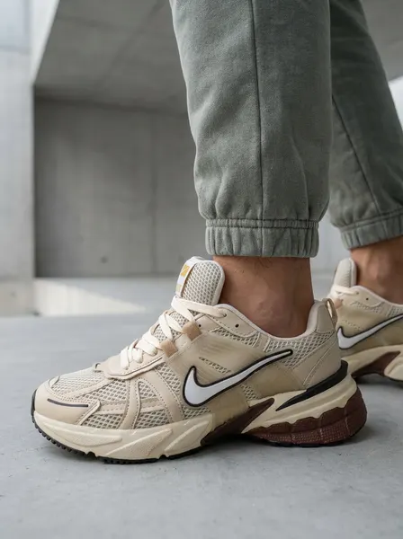 کتونی نایک وی تو کی V2K مدل 1011 نسکافه‌ای | سبک، راحت و ترند